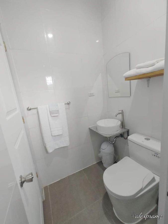 Palm View Moalboal Hotel Екстериор снимка