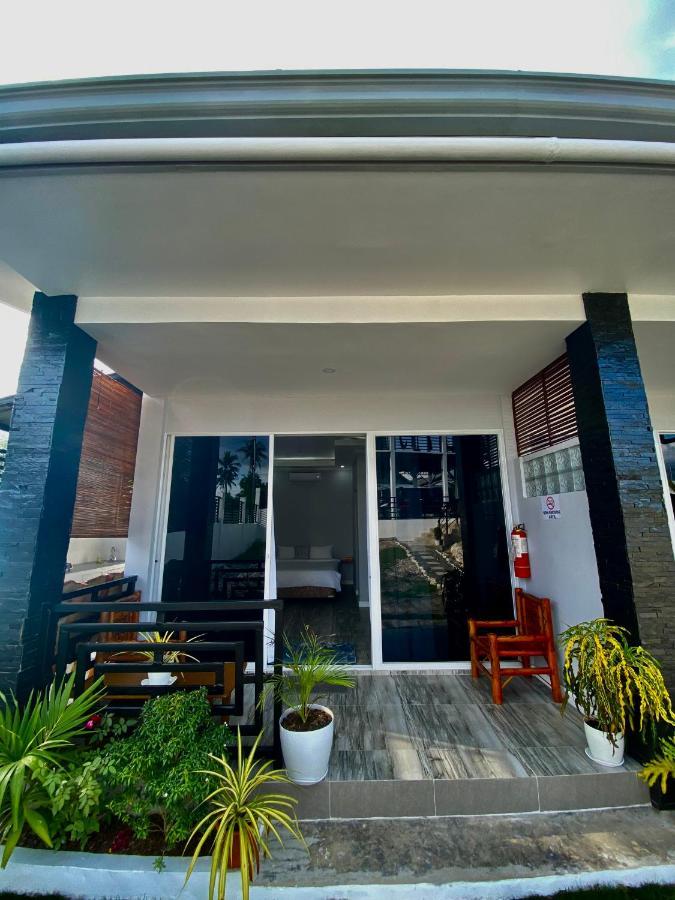 Palm View Moalboal Hotel Екстериор снимка