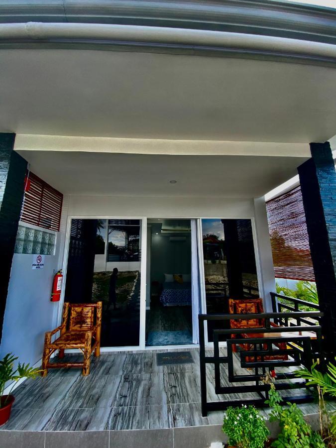 Palm View Moalboal Hotel Екстериор снимка